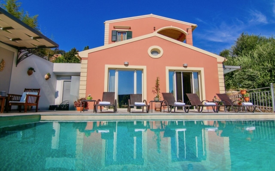(For Sale) Residential Villa || Corfu (Kerkira)/Corfu Chora (Kerkira) - 280 Sq.m, 5 Bedrooms, 970.000€ 