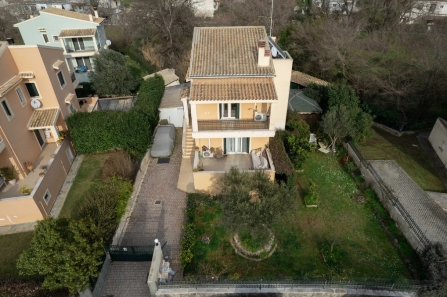 (Verkauf) Wohnung/Residenz Maisonette || Corfu (Kerkira)/Corfu Chora (Kerkira) - 150 m², 3 Schlafzimmer, 395.000€ 