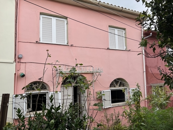(Προς Πώληση) Κατοικία Μονοκατοικία || Ν. Κέρκυρας/Αχίλλειο - 60 τ.μ, 3 Υ/Δ, 65.000€ 