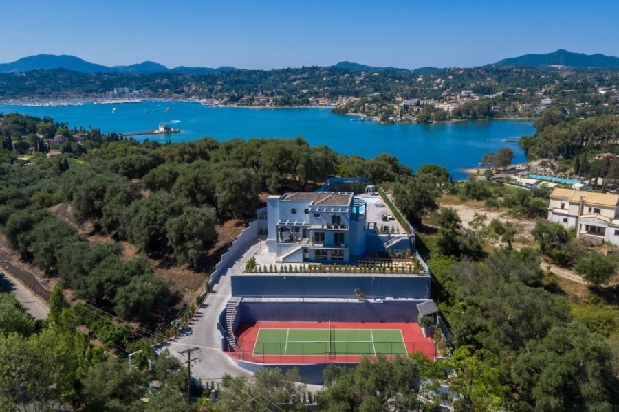 (For Sale) Residential Villa || Corfu (Kerkira)/Faiakes - 480 Sq.m, 4 Bedrooms, 2.700.000€ 
