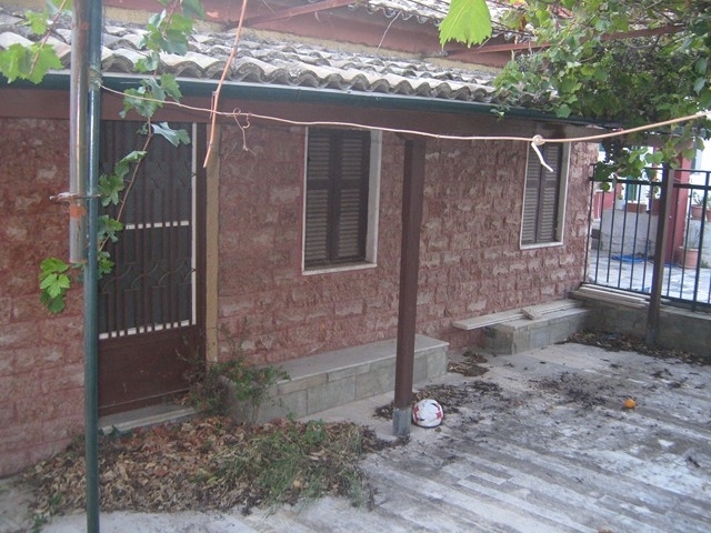 (For Sale) Residential Detached house || Corfu (Kerkira)/Gastouri - 70,00Sq.m, 2Bedrooms, 30.000€ 