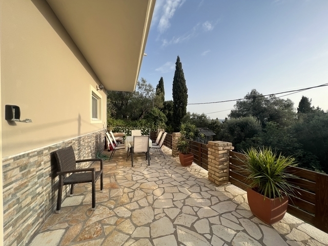 (For Rent) Residential Floor Apartment || Corfu (Kerkira)/Corfu Chora (Kerkira) - 120 Sq.m, 2 Bedrooms, 800€ 
