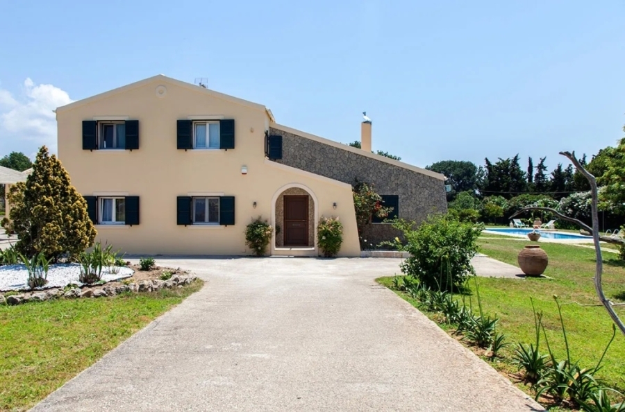 (Verkauf) Wohnung/Residenz Villa || Corfu (Kerkira)/Meliteieoi - 375 m², 3 Schlafzimmer, 1.350.000€ 