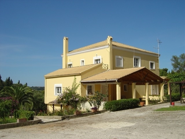 (For Rent) Residential Detached house || Corfu (Kerkira)/Achilleio - 350,00Sq.m, 6Bedrooms, 1.500€ 