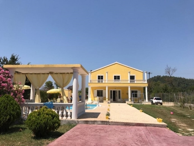 (For Sale) Residential Villa || Corfu (Kerkira)/Pareli - 500 Sq.m, 6 Bedrooms, 800.000€ 