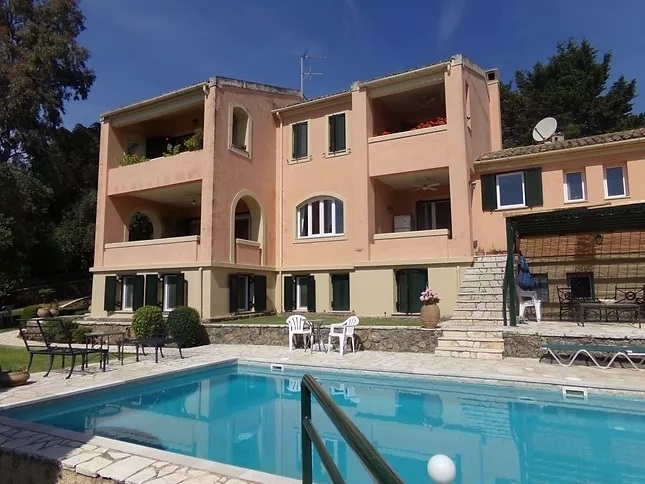 (Verkauf) Residential Villa || Corfu (Kerkira)/Corfu-Chora (Kerkira) - 312,00Sq.m, 4Bedrooms, 3.000.000€ 
