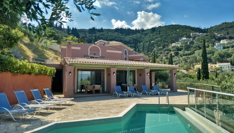 (Vermietung ) Wohnung/Residenz Villa || Corfu (Kerkira)/Kassiopi - 275 m², 4 Schlafzimmer, 2.500€ 