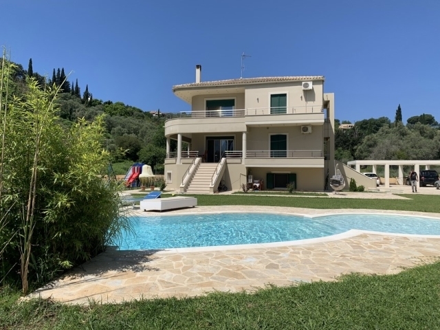 (For Sale) Residential Villa || Corfu (Kerkira)/Pareli - 300 Sq.m, 5 Bedrooms, 700.000€ 