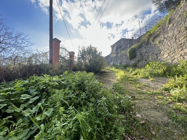 (Verkauf) Nutzbares Land Grundstück || Corfu (Kerkira)/Faiakes - 700 m², 100.000€ 