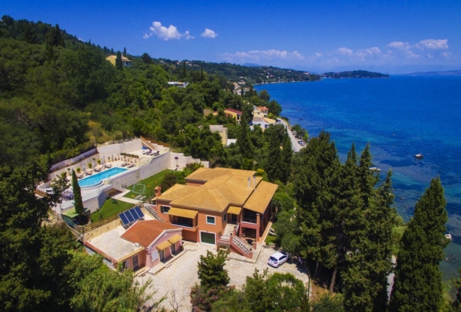 (Προς Πώληση) Κατοικία Βίλα || Ν. Κέρκυρας/Αχίλλειο - 300 τ.μ, 2.400.000€ 