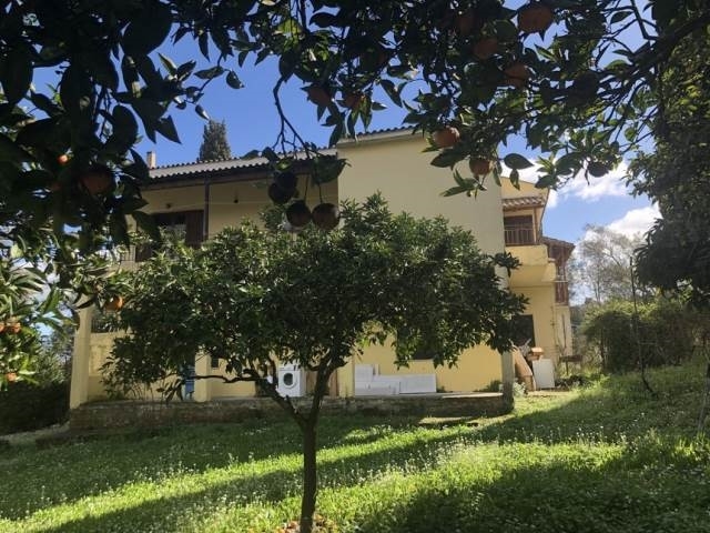 (Verkauf) Wohnung/Residenz Einzelhaus  || Corfu (Kerkira)/Faiakes - 220 m², 7 Schlafzimmer, 200.000€ 