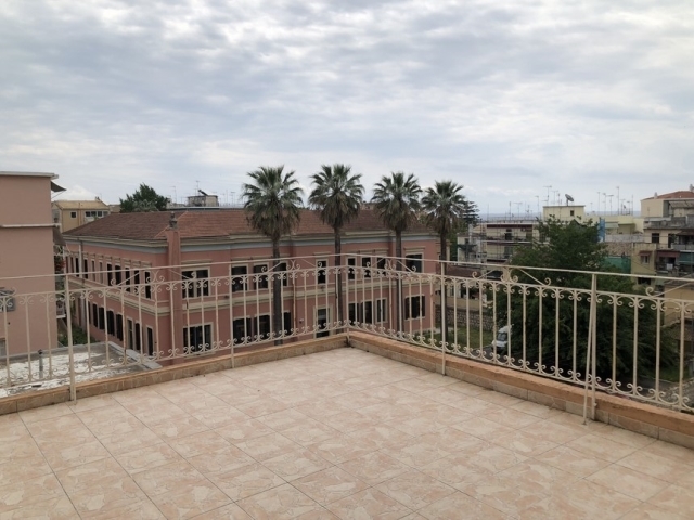 (For Rent) Residential Penthouse || Corfu (Kerkira)/Corfu Chora (Kerkira) - 60 Sq.m, 1 Bedrooms, 500€ 