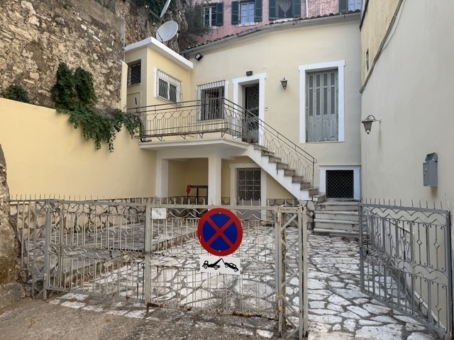 (Продажа) Жилая Особняк || Н.Корфу/Керкира (Корфу) Хора - 150 кв.м, 3 Спальня/и, 550.000€ 