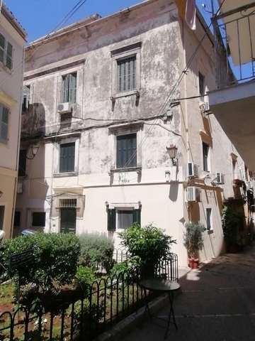 (For Sale) Residential Floor Apartment || Corfu (Kerkira)/Corfu Chora (Kerkira) - 183 Sq.m, 4 Bedrooms, 1.150.000€ 