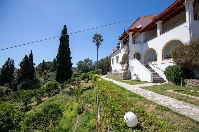 (For Sale) Residential Detached house || Corfu (Kerkira)/Corfu Chora (Kerkira) - 200 Sq.m, 5 Bedrooms, 600.000€ 